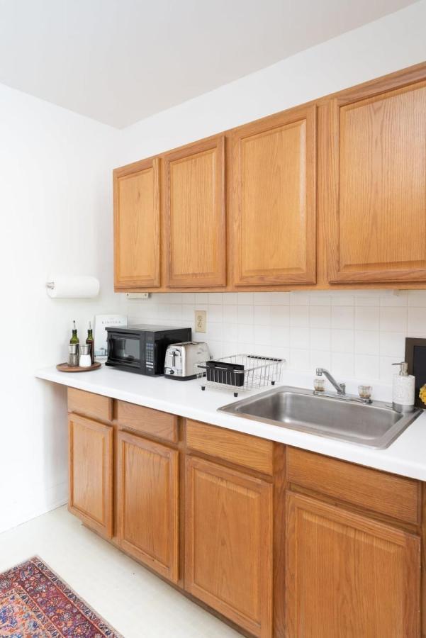 Flexhome Economy 2br B2 * Milwaukee